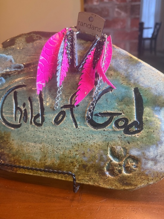 randans Jewelry - Hot Pink Feather Drop Earrings